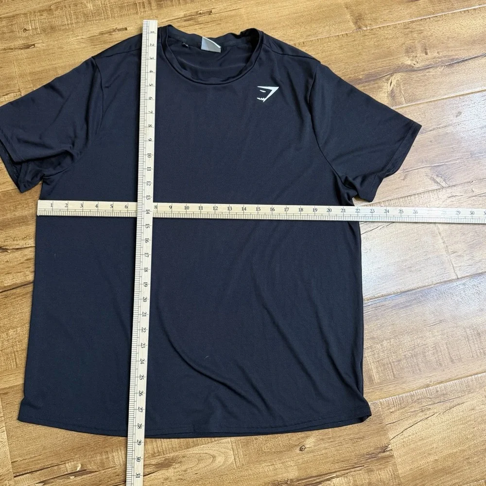 Gymshark Shirt Mens XL Black Solid Logo Gym Training Tee Lightweight T-Shirt